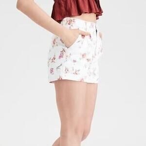 American Eagle Women's Floral Pleated Mom Shorts High Waist Pockets White Size 4